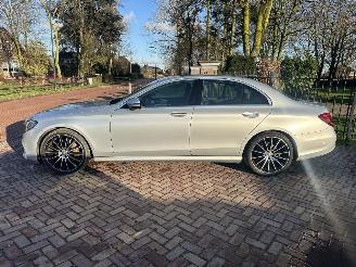 Mercedes E-klasse 200 Prestige Plus AMG widescreen picture 2