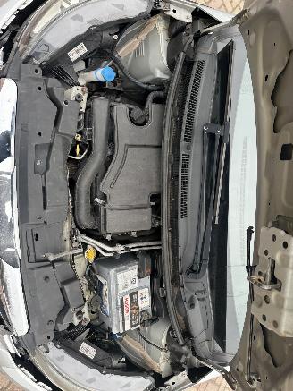 Peugeot 108 1.0 e-VTi Active TOP picture 12