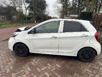 Kia Picanto 1.2 CVVT SportsLine picture 2