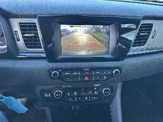 Kia Niro 1.6 GDi Hybrid First Edition picture 17