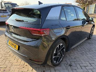 Volkswagen ID.3 First 58 kWh picture 8
