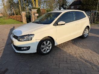 Volkswagen Polo 1.4-16V Highline picture 1