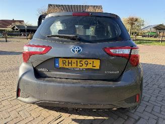 Toyota Yaris 1.5 Hybrid Executive picture 7