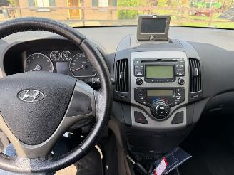 Hyundai I-30 1.6i Dynamic picture 11