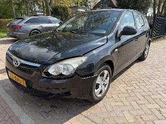 Coche accidentado Hyundai I-30 1.6i Dynamic 2010/1