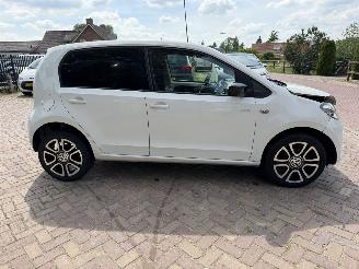 Volkswagen Up! 1.0 high up! BlueM. picture 5