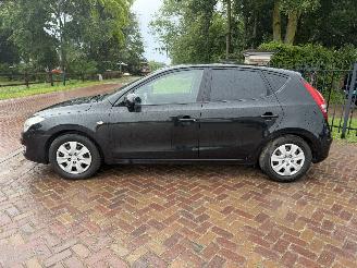 Hyundai I-30 1.6i Dynamic picture 2