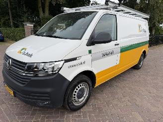 krockskadad bil bedrijf Volkswagen Transporter 2.0 TDI L2H3 28 2021/3