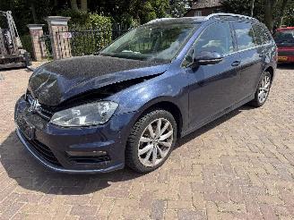 Unfallwagen Volkswagen Golf Variant 1.6 TDI Bns Ed. R 2015/8