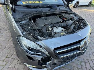 Mercedes B-klasse 180 Ambition picture 17