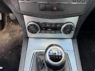Mercedes C-klasse C180 K BlueEFFICIENCY Business Edition Avantgarde picture 15