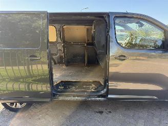 Opel Vivaro 2.0 Diesel 145 L2 picture 9