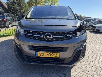 Opel Vivaro 2.0 Diesel 145 L2 picture 3