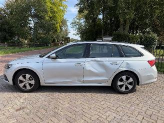 Skoda Octavia Combi 1.0 TSI Ambition picture 2