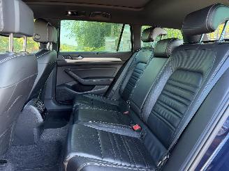 Volkswagen Passat Variant 2.0 TDI Connected Series Plus picture 11