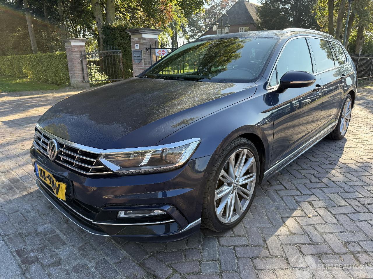 Volkswagen Passat Variant 2.0 TDI Connected Series Plus
