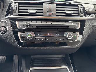 BMW 1-serie 118i picture 9