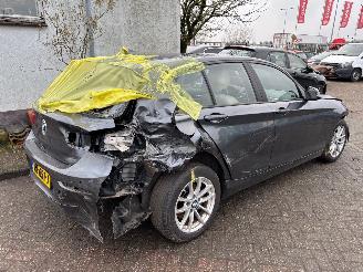 BMW 1-serie 118i picture 3