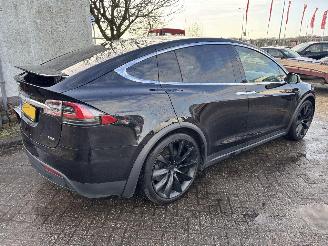 Tesla Model X 75d picture 3