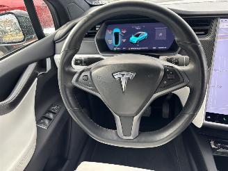 Tesla Model X 75d picture 8