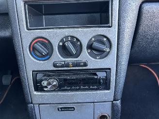 Opel Astra 1.8 16v coupe picture 10