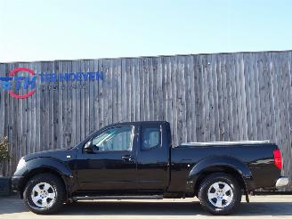 Unfallwagen Nissan Navara 2.5 DCi 4X4 Kingcab Airco 2-Persoons Trekhaak 128KW Euro 4 2005/12