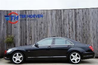 Vaurioauto  passenger cars Mercedes S-klasse S400 Hybrid Nightvision Memory Stoelverwarming/verkoeling 205 KW 2009/6