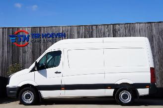 damaged passenger cars Volkswagen Crafter 2.0 TDi L2H2 Airco Cruise Trekhaak 3-Persoons 100KW Euro 5 2015/1