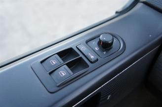 Volkswagen Transporter T5 Multivan 2.5 TDi 7-Persoons Airco Navi Cruise Stoelverw. 96KW Euro 4 picture 26