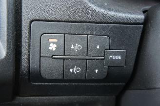 Peugeot Boxer 2.2 HDi L1H1 9-Persoons Airco Trekhaak 81KW Euro 5 picture 16