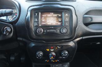 Jeep Renegade 1.4 Longitude Airco Cruise Stoelverwarming DAB 103KW Euro 6 picture 13