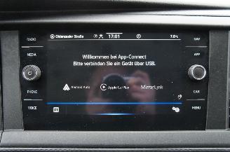 Volkswagen Transporter T6 2.0 TDi L1H1 Airco Navi Cruise Apple Carplay Trekhaak 66KW Euro 6 picture 17