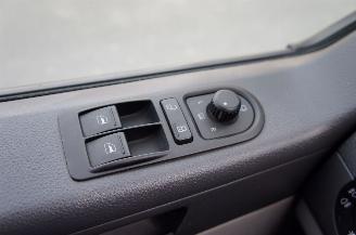 Volkswagen Transporter T5 2.0 TDi Lang Automaat DSG Airco Cruise Navi 103KW Euro 5 picture 19