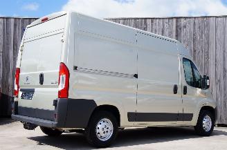 Peugeot Boxer 2.2 HDi L2H2 Airco Cruise Trekhaak 110KW Euro 5 picture 3