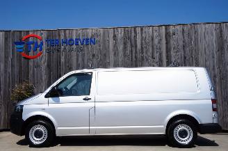 uszkodzony samochody osobowe Volkswagen Transporter T5 2.0 TDi Lang Airco Cruise PDC 103KW Euro 5 2013/9