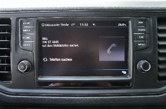 Volkswagen Crafter 2.0 TDi L3H3 Airco Navi Cruise Apple Carplay 130KW Euro 6 picture 13