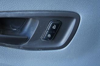 Ford Transit 2.0 TDCi L2H2 Airco Cruise Navi Stoelverwarming Trekhaak 96KW Euro 6 picture 31