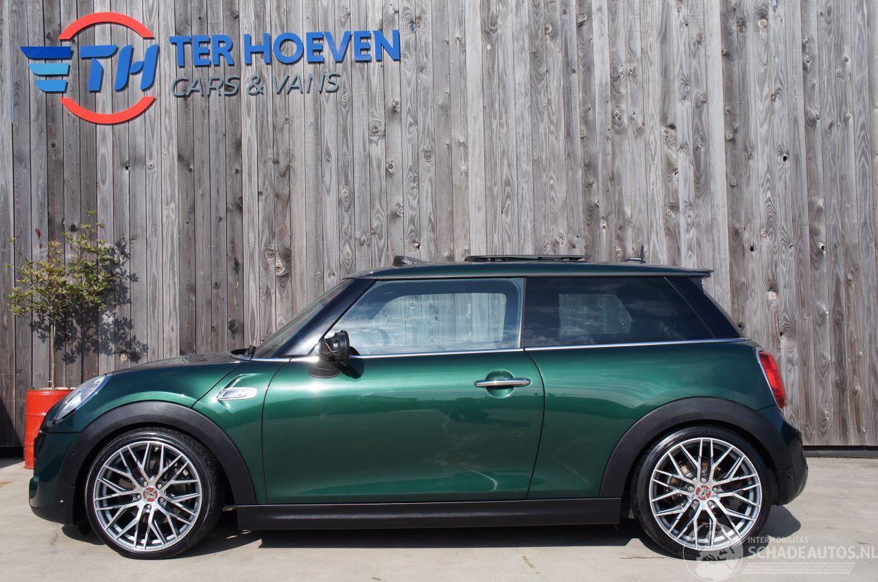 Mini Cooper S SD F56 Automaat Airco Navi Cruise Pano Stoelverwarming 125KW Euro 6