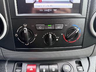 Citroën Berlingo 1.6 BlueHDi 100 Business Economy Kamera Navi PDC picture 24