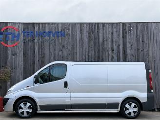 Renault Trafic 2.0 dCi L2H1 Camper Aufstelldach Klima AHK picture 10
