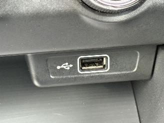 Skoda Octavia Combi 1.6 TDI Ambition Navi CarPlay Sitzheizung picture 33