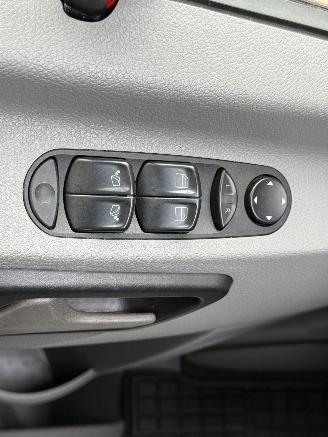 Volkswagen Crafter 2.5 TDi L2H1 9-Persoons Airco Standkachel 80KW Euro 4 picture 24