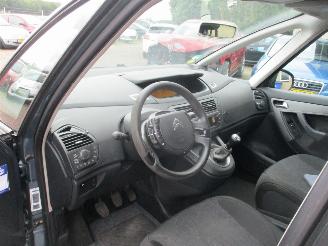 Citroën Grand C4 Picasso 1.8-16V Seduct 7p picture 15