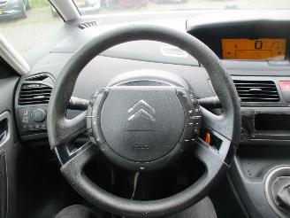 Citroën Grand C4 Picasso 1.8-16V Seduct 7p picture 19