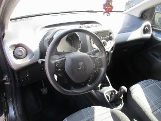 Peugeot 108 1.0 E-VTI Active Airco NAP picture 15
