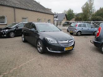 Schadeauto Opel Insignia SPORTS TOURER SW 2.0D Bi-Turbo Cosmo 2014/8