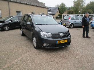 damaged passenger cars Dacia Logan 0.9 TCe BI-Fuel au REST BPM 400 EURO !!!!!! 2017/4