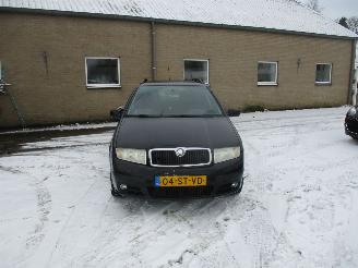Skoda Fabia Combi 1.4-16V Spirit picture 2