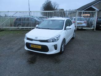 Kia Rio 1.0 TGDI Comf Pl.Nav 1E Eig NAP picture 3