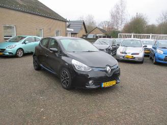 Schadeauto Renault Clio 0.9TCe Dynamique 5drs 2013/4